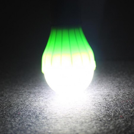 LAMPE DE CAMPING A SUSPENSION 3 LED VERTE