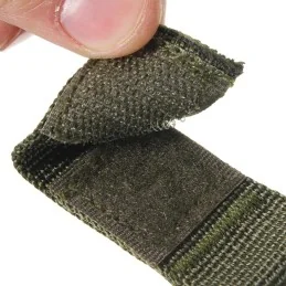 SANGLE TACTIQUE MOLLE VELCRO AVEC ANNEAU EN "D" VERT