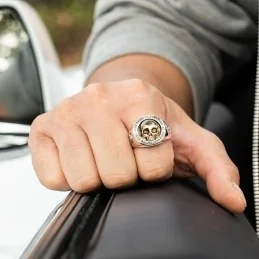 BAGUE ARGENT AVEC CRÂNE DORÉ