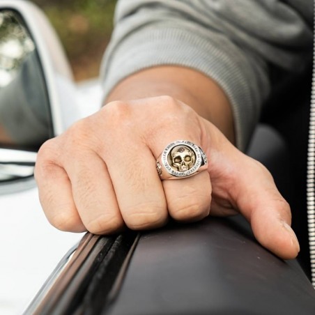 BAGUE ARGENT AVEC CRÂNE DORÉ