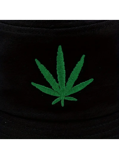 BOB STREETWEAR CANNABIS NOIR (avec feuille verte)