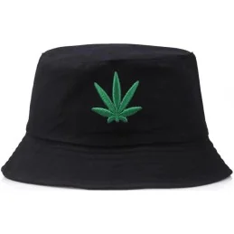 BOB STREETWEAR CANNABIS NOIR (avec feuille verte)